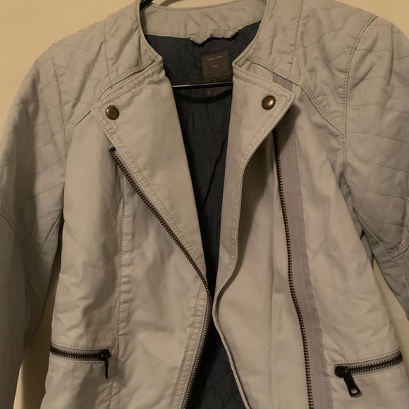 Motto jacket. - Picture 2 of 3